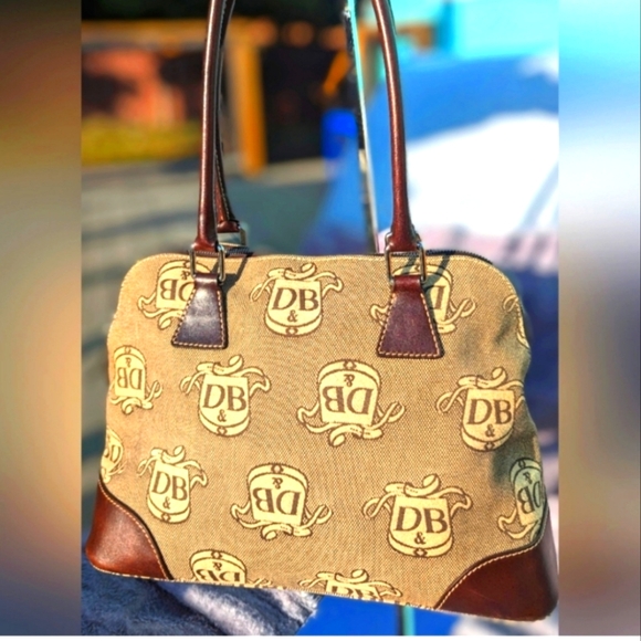 Dooney & Bourke Handbags - Dooney & Burke✨RARE✨ Donegal Crest Logo Collection Satchel in Canvas & Leather